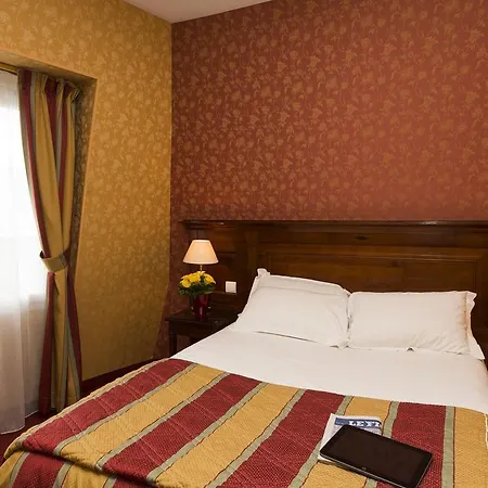 Viator - Gare De Lyon Hotell 3*