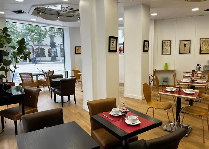 Viator - Gare De Lyon Hotel Parigi