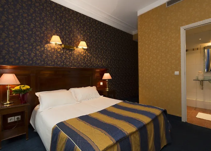 Viator - Gare De Lyon Hotel 3*