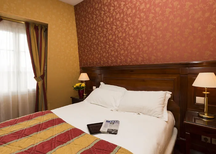 Viator - Gare De Lyon Hotel Paryż