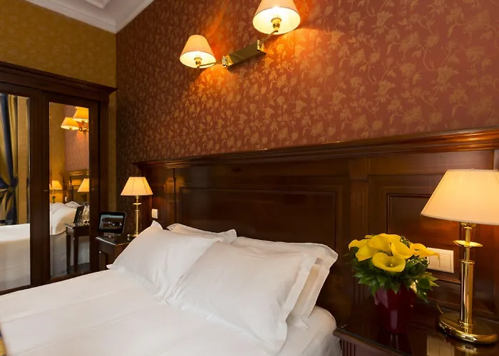 Viator - Gare De Lyon Hotel Parigi